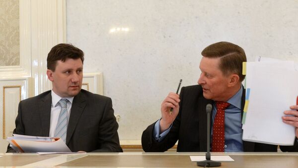 Сергей Иванов и Андрей Широков во время встречи с журналистами в Кремле. Фото с места события