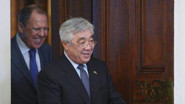 Министр иностранных дел РФ Сергей Лавров (справа) и министр иностранных дел Казахстана Ерлан Идрисов. Архивное фото