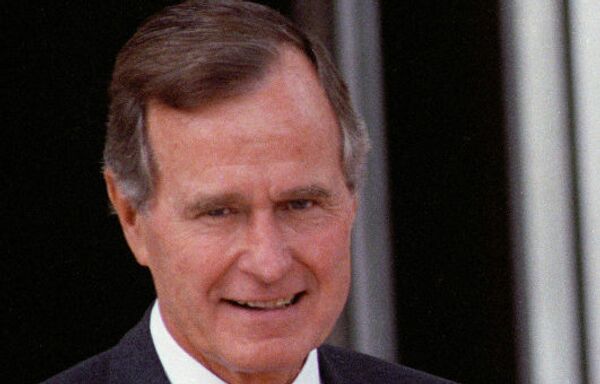 Джордж Буш старший, архивное фото