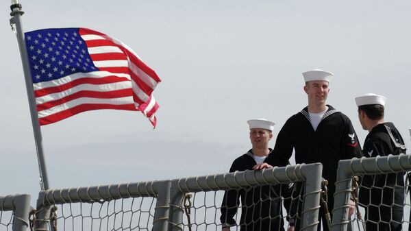 Моряки фрегата Военно-морских сил США. Архивное фото