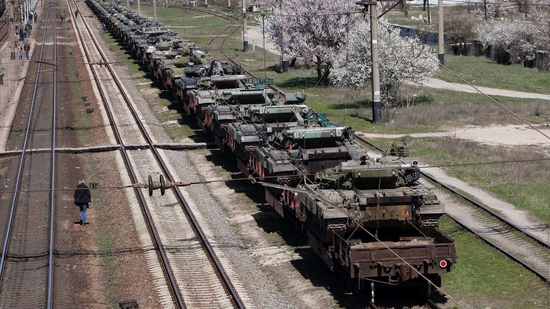 Отправка украинской военной техники из Крыма на Украину - РИА Новости, 1920, 03.07.2021