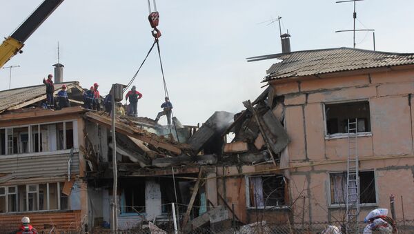 На месте обрушения дома в поселке Конезаводском Омской области