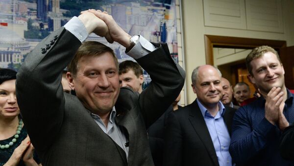 Анатолий Локоть во время брифинга по предварительным результатам досрочных выборов мэра Новосибирска
