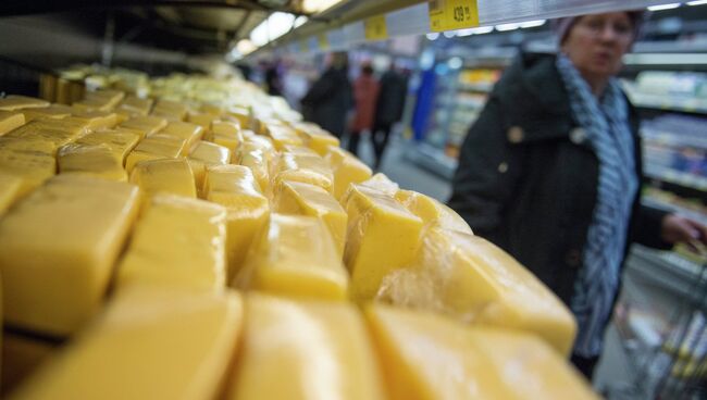 Продажа молочной продукции в регионах России. Архивное фото