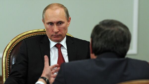 Президент России Владимир Путин и временно исполняющий обязанности губернатора Новосибирской области Владимир Городецкий