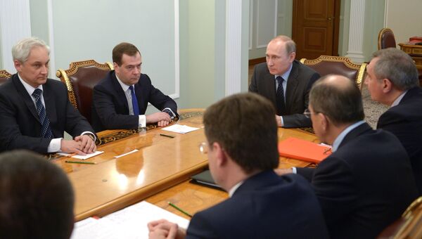 В.Путин провел совещание с руководством российского правительства