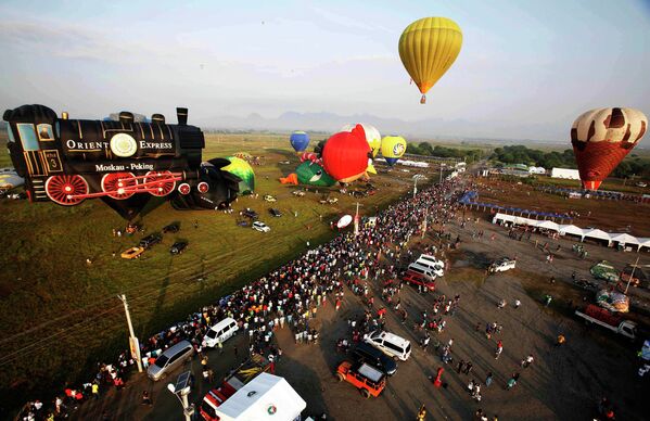 Воздушные шары на Международном фестивале воздухоплавания на Филиппинах