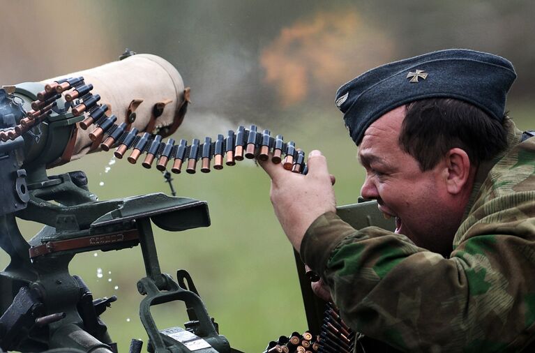 Военно-историческая реконструкция в честь 70-летия освобождения Симферополя