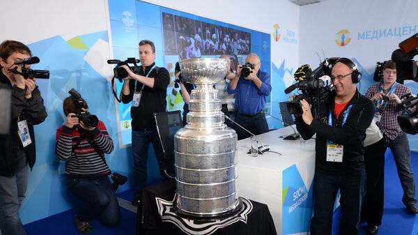 Жамнов одним словом описал решение НХЛ не привозить Кубок Стэнли в Россию