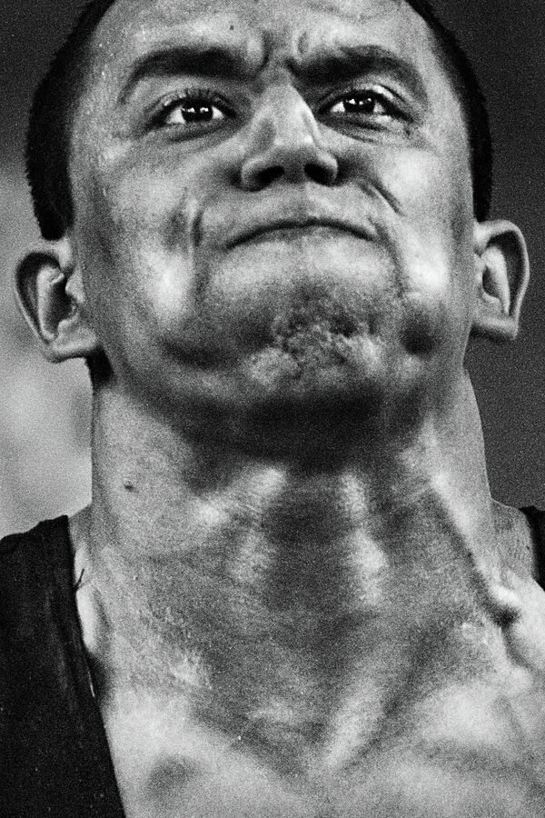 Фото Владимира Вяткина из серии Тяжелая атлетика - энергия высокого напряжения