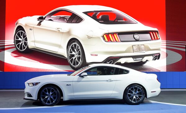 Автомобиль Mustang GT limited edition на международном автосалоне в Нью-Йорке, США