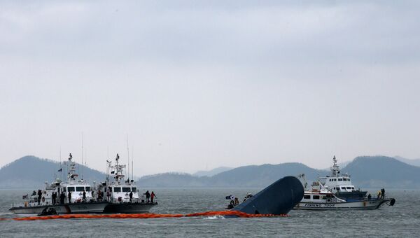 Затонувший южнокорейский паром Севол. Архивное фото