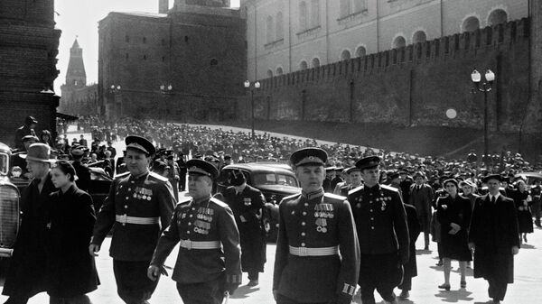 Москва. Красная площадь 9 мая 1945 года. Архив