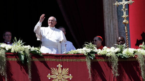 Папа Римский поздравил верующих с католической Пасхой