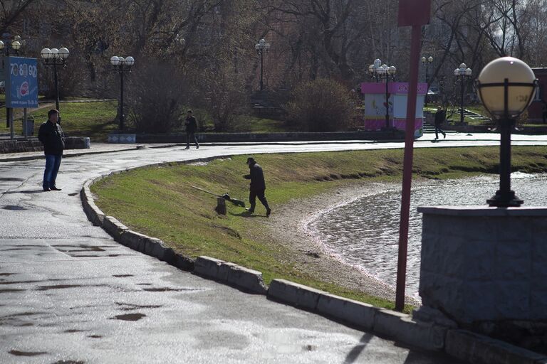 Общегородской субботник в Томске 26 апреля