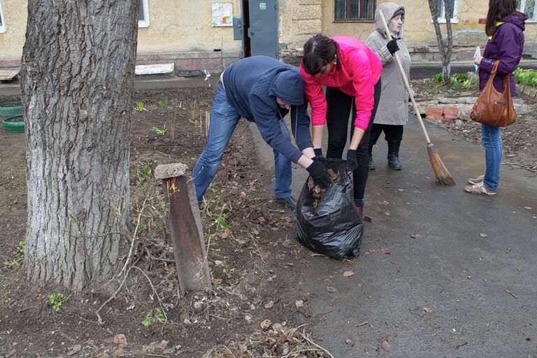 Общегородской субботник в Томске 26 апреля