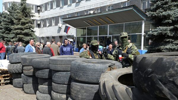 Митингующие заняли отдел милиции и горсовет в Константиновке. Архивное фото