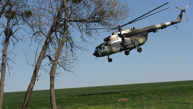 Вертолет Ми-8 вооруженных сил Украины. Архивное фото
