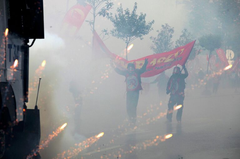 Первомайский митинг в Стамбуле