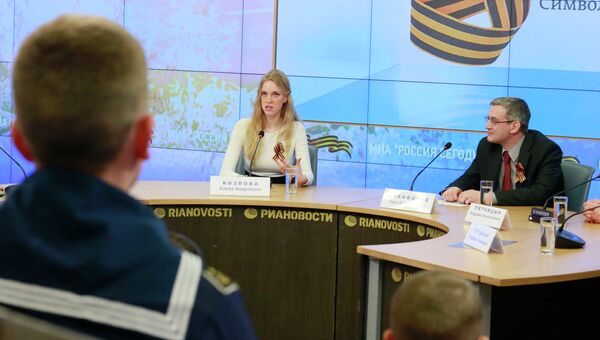 Елена Козлова принимает участие в круглом столе Георгиевская ленточка - символ связи поколений
