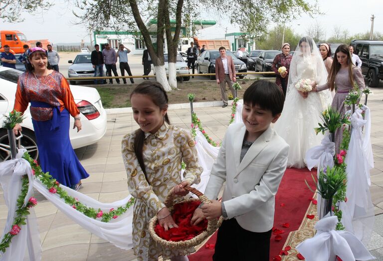 Традиционная чеченская свадьба в Грозном