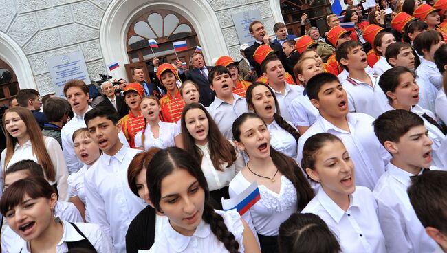 Рекорд массовости исполнения песни День Победы установлен в Ростове-на-Дону