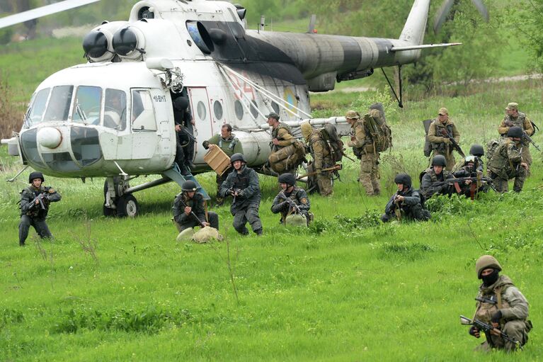 Украинские военные начали штурм города Славянска