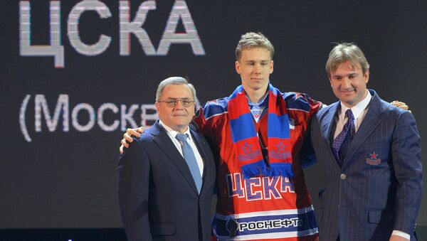 Владимир Шалаев (слева) и Павел Карнаухов (в центре)