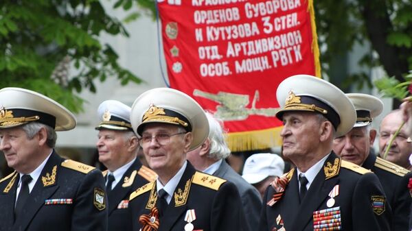 Шествие ветеранов в Севастополе