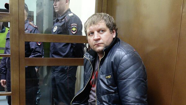 Известный боец смешанных единоборств Александр Емельяненко в суде. Архивное фото