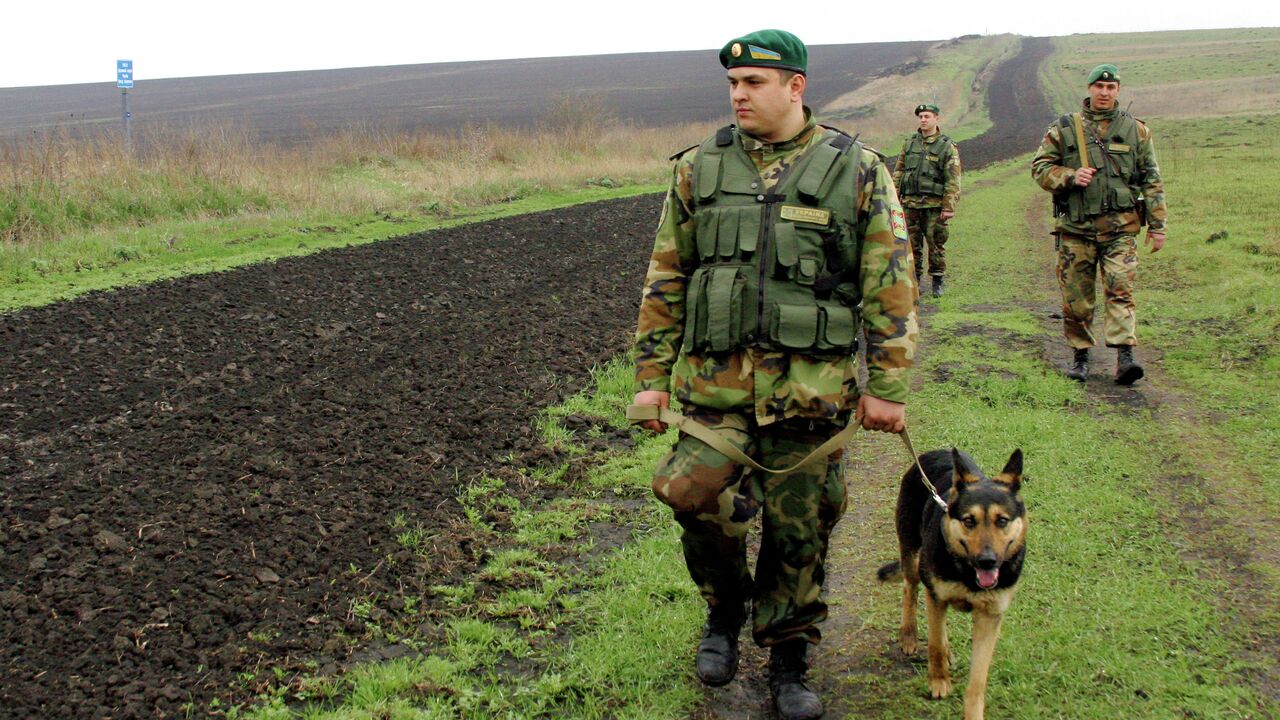 В офисе Зеленского ответили на вопрос о российских войсках у границ Украины