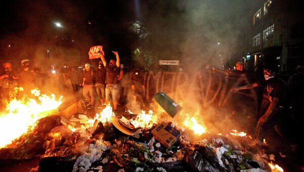 Беспорядки в Сан-Паулу. 16 мая 2014