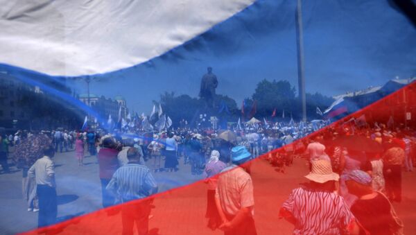 Митинг в поддержку Донецкой Народной Республики (ДНР) на площади Ленина в Донецке, архивное фото