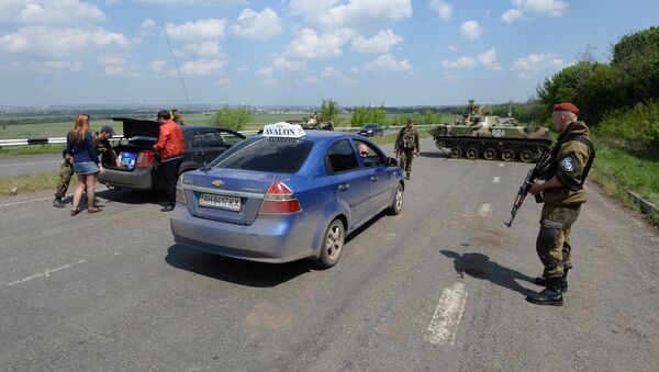 Блокпост украинской армии по дороге между Краматорском и Славянском, архивное фото