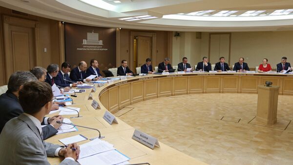 Д.Медведев проводит селекторное совещание