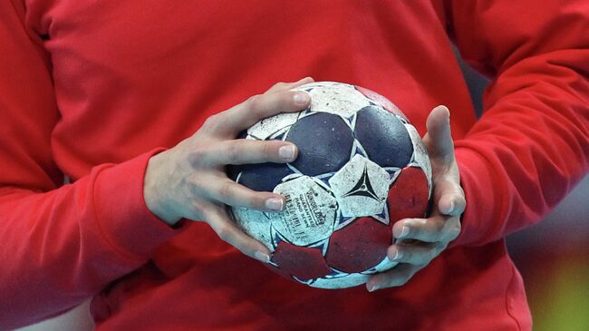 Гандбольный мяч. Архивное фото