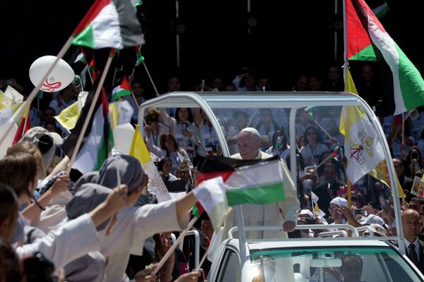 Папа Римский Франциск во время визита в Палестину