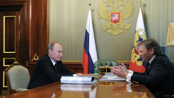 Президент РФ Владимир Путин и уполномоченный при президенте РФ по защите прав предпринимателей Борис Титов