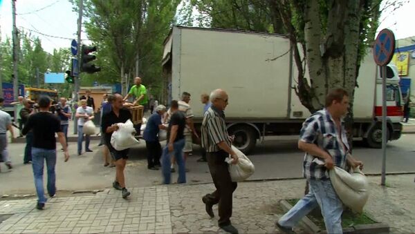 Жители Донецка построили баррикады в ожидании нового штурма нацгвардии