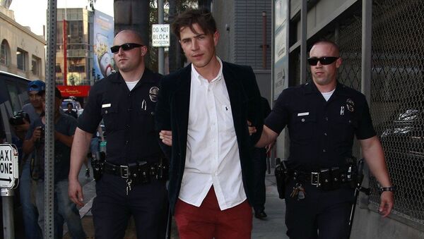 Фанат, задержанный полицией за нападение на Брэда Питта в Голливуде