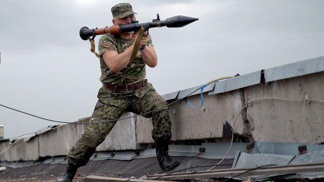 Боец народного ополчения. Архивное фото