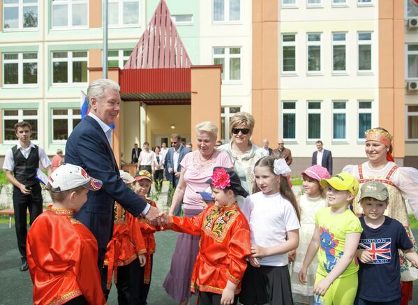 Мэр Москвы Сергей Собянин: осмотр строящегося детского сада в районе Измайлово