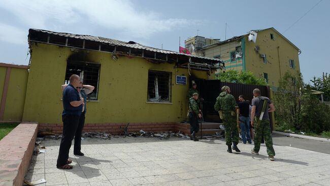 Контрольно-пропускной пункт погранзаставы Луганска, взятой под контроль ополченцами этой ночью