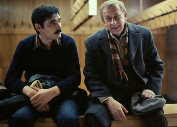 Кадр из фильма Зимний вечер в Гаграх Кадр из фильма Зимний вечер в Гаграх - РИА Новости, 1920, 31.10.2025