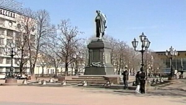 Судьба памятника Пушкину в Москве. Кадры из архива к 215-летию поэта
