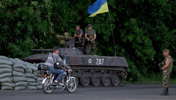 КПП Украинской армии возле села Амвросиевка, Восточная Украина, недалеко от границы с Россией