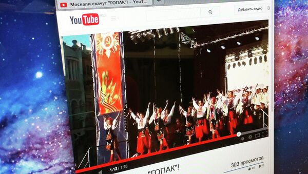 Кадр из видео ансамбля имени Александрова на сайте YouTube