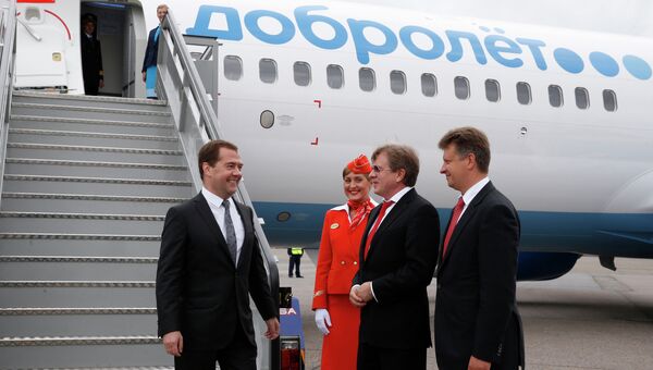 Дмитрий Медведев принял участие в отправке первого рейса авиакомпании Добролет