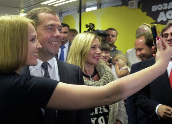 Д.Медведев принял участие в отправке первого рейса авиакомпании Добролет