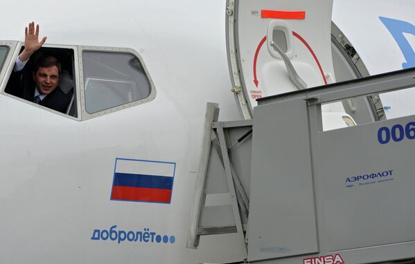 Д.Медведев принял участие в отправке первого рейса авиакомпании Добролет